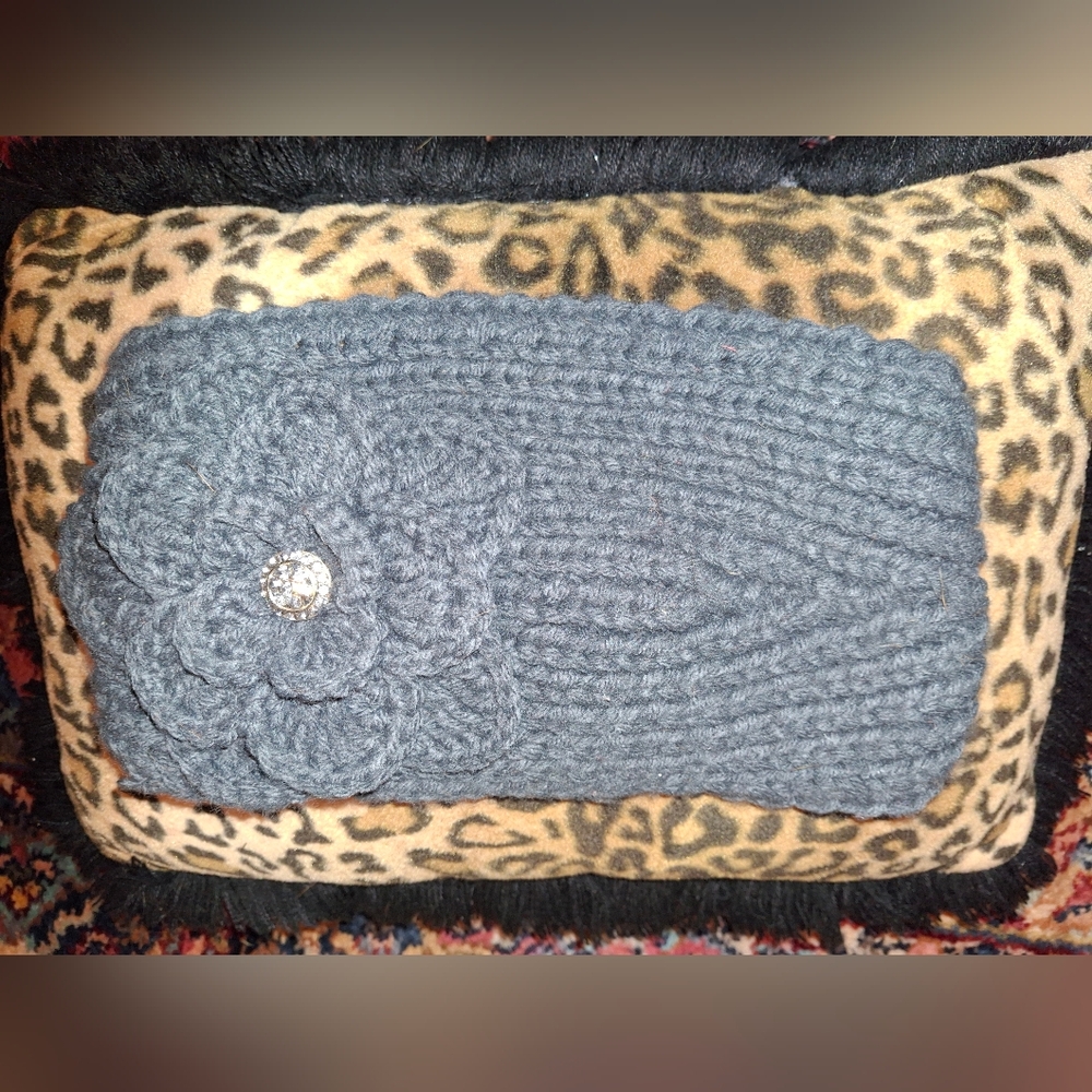 Gray Knit Headband with Flower Detail